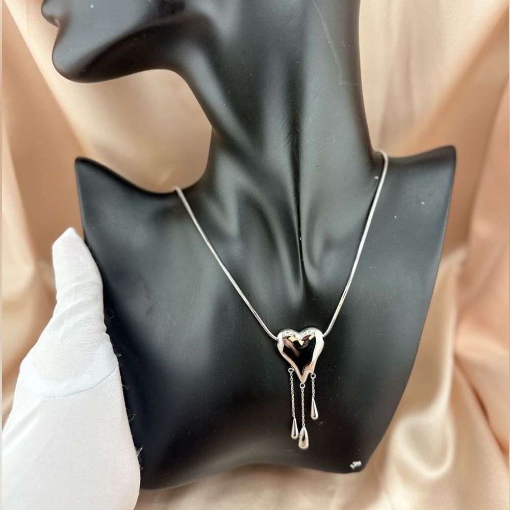 Silver Stainless Steel Heart Necklace – Elegant & Romantic - Picture 6 of 14